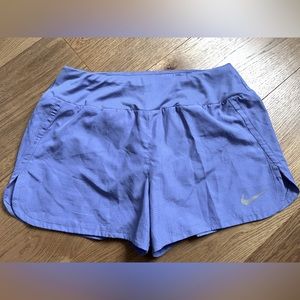 Women’s Nike Dri Fit Short Small